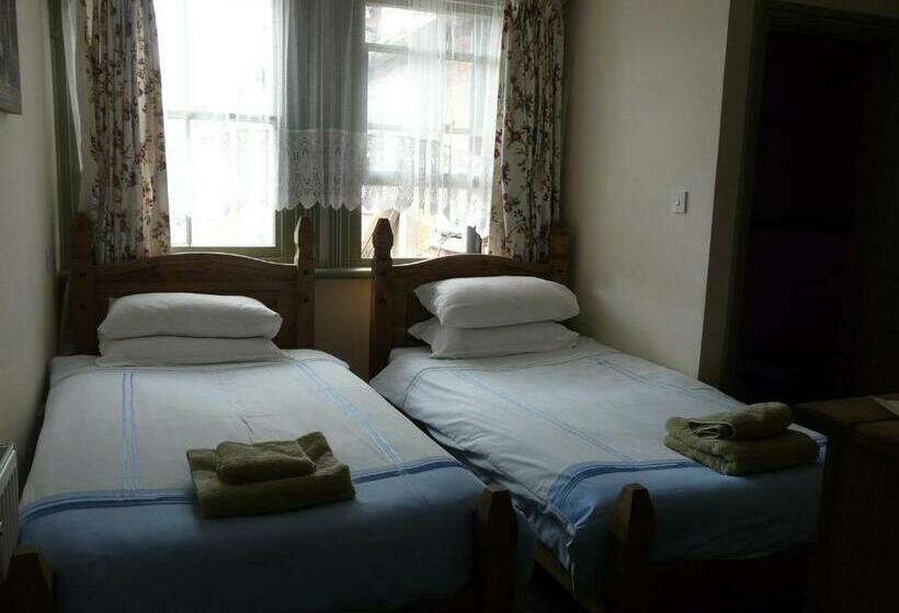 Номер Стандарт, Swan Inn Lechlade