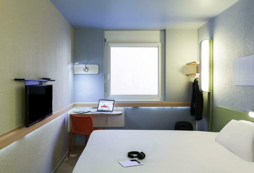 Номер Стандарт, Ibis Budget Zurich Airport