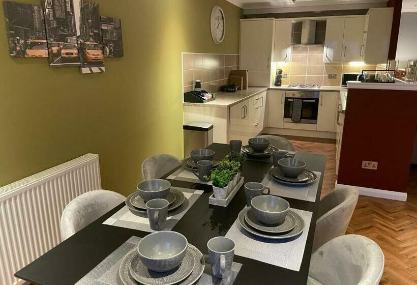 آپارتمان لوکس 1 خوابه, 19th Hole Hotel, Carnoustie