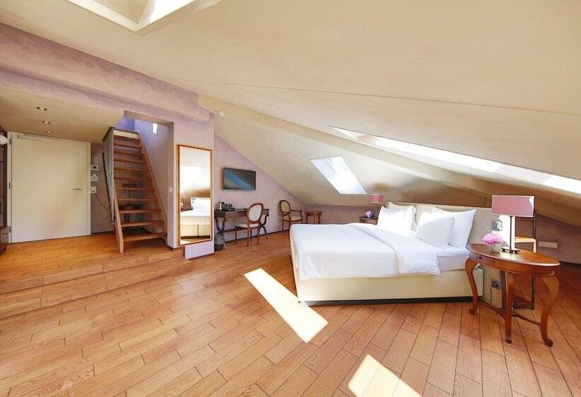 سوییت, Boutique & Business Hotel La Tureta