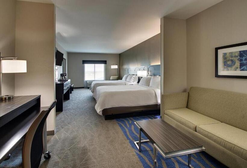 장애인을 위한 스위트, Holiday Inn Express & Suites Lancaster East   Strasburg, An Ihg