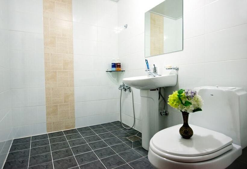 חדר משפחתי, Jeju Masil Guesthouse