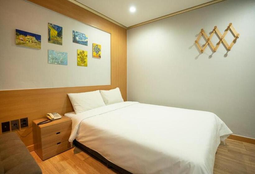 Номер Стандарт, Jeju Stay