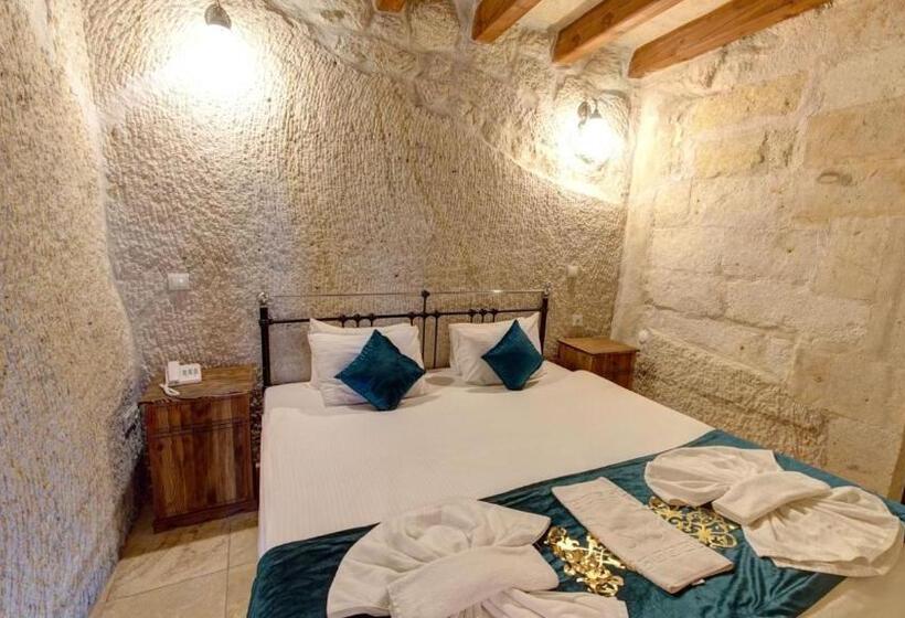 디럭스 룸, Elegance Cave Suites & Restaurant