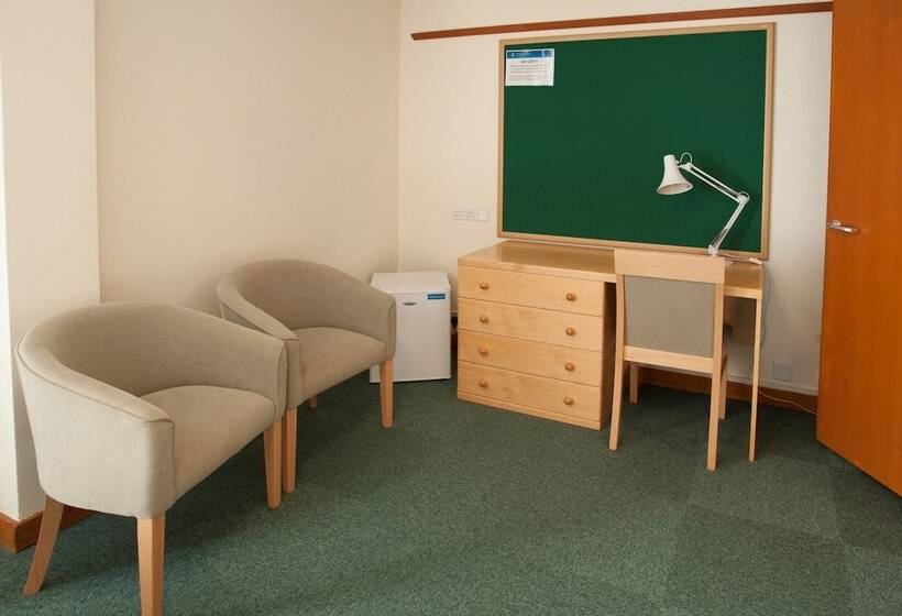 スタンダードルーム, Robinson College   Cambridge University   Campus Accommodation
