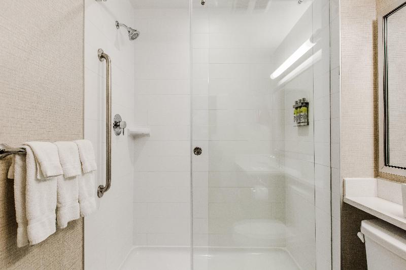 Студио Стандарт Кровать Кинг, Candlewood Suites West Edmonton   Mall Area, An Ihg