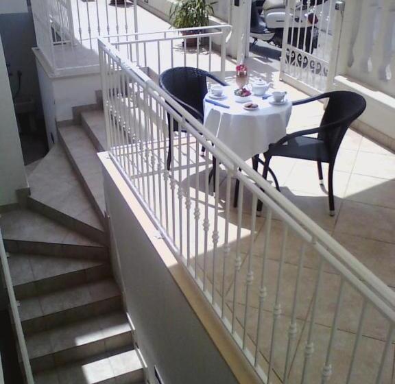 اتاق استاندارد با تخت بزرگ, B&b Marebello