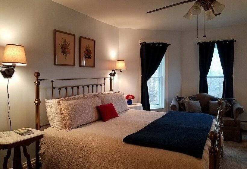 Номер Стандарт, The Fox And The Grapes Bed & Breakfast