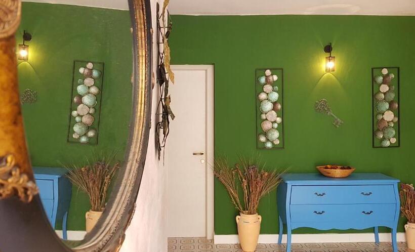 اتاق لوکس با چشم‌انداز دریا, Boutique Villa Revelin