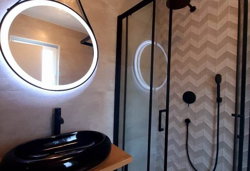 Comfort room with balcony, Boutique Villa Revelin