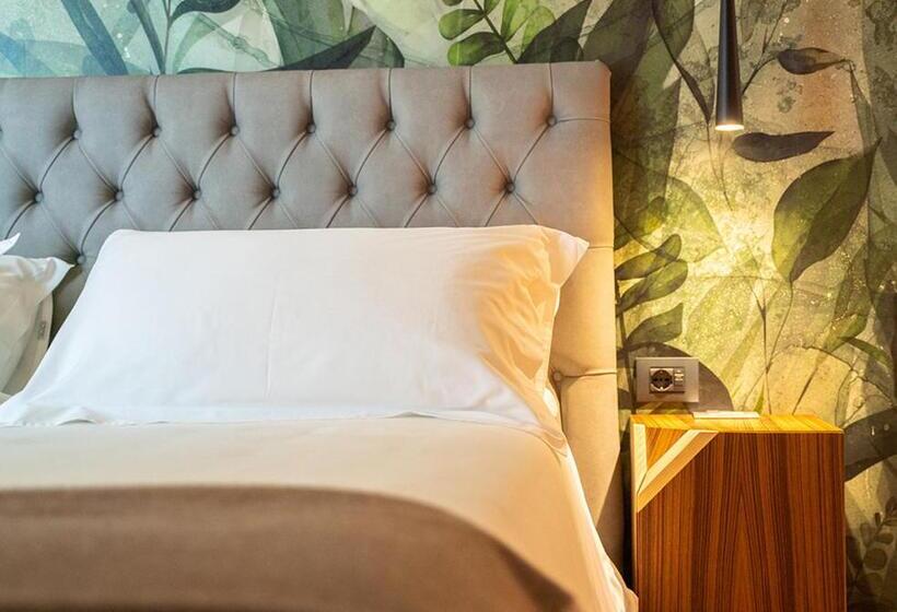 Номер Deluxe Вид на Озеро, Villa Lario Resort Mandello