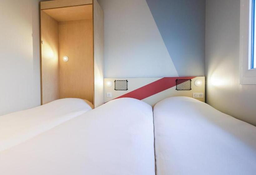 Номер Стандарт Трехместный, Ibis Budget Villemomble