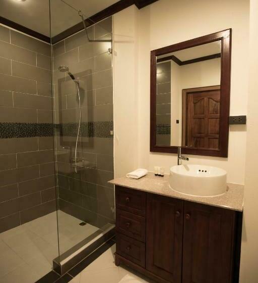 Standard Studio, Capitol Residence