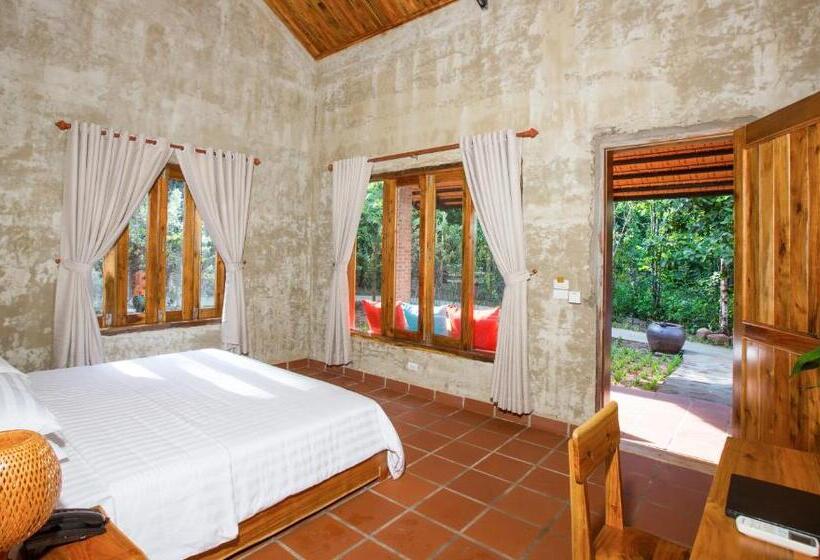 Superior bungalow garden view, Valley Village Phu Quoc