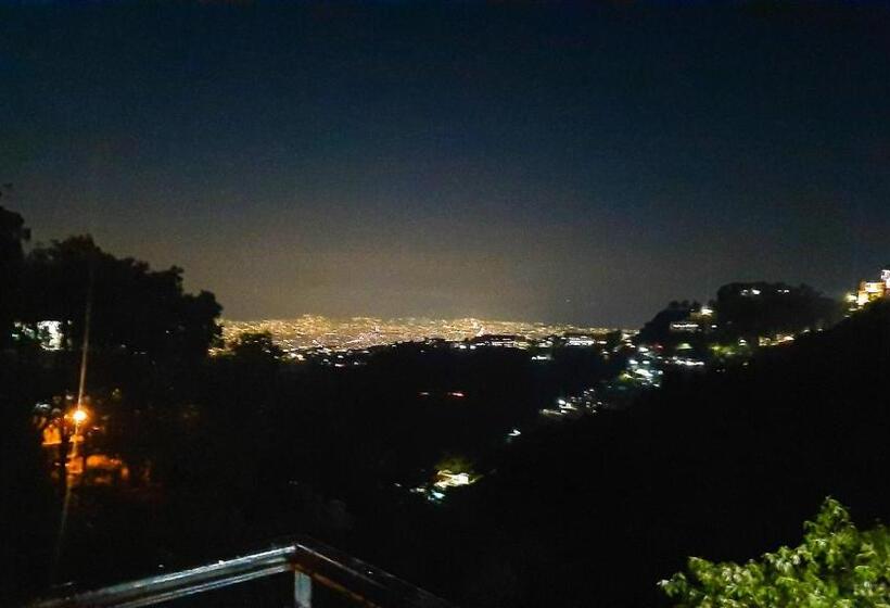 Номер Deluxe, Oakland Landour