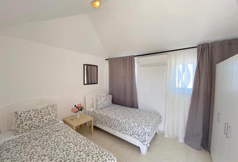 1 Bedroom Penthouse Apartment, Los Corales Villas And Suites   Beach Club, Spa, Restaurants
