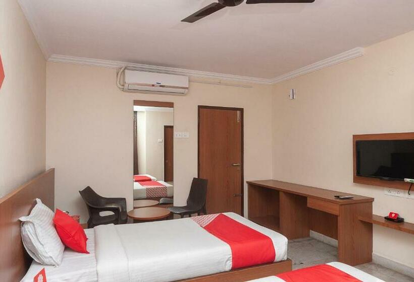 اتاق کلاسیک سه تخته, Flagship Hotel Raj Meridian