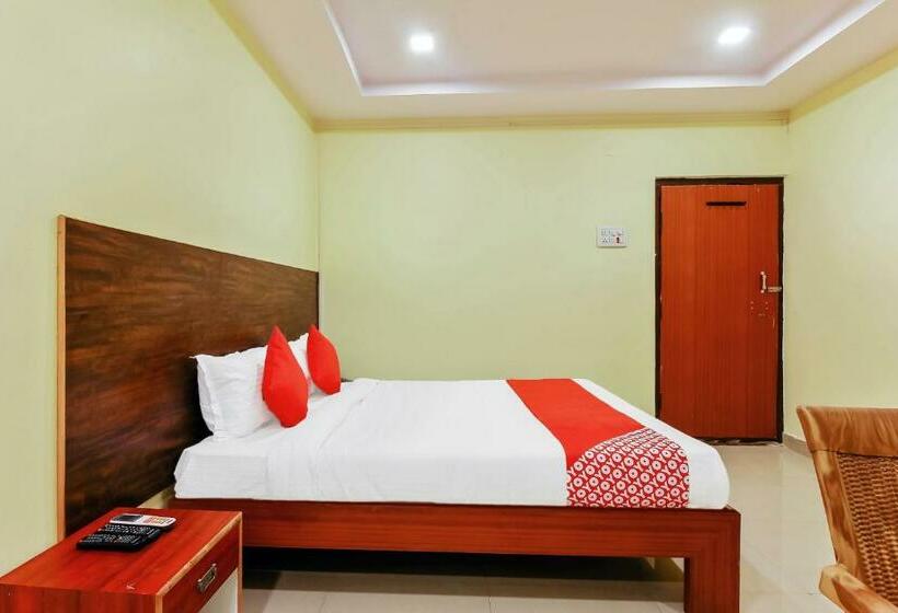 Трехместный Номер Классика, Oyo Home 37838 Bahavni Residency