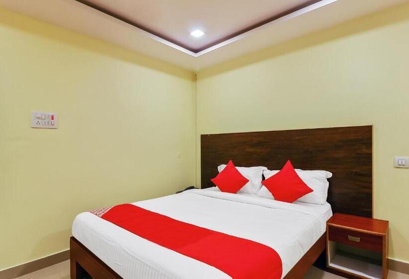 Трехместный Номер Классика, Oyo Home 37838 Bahavni Residency