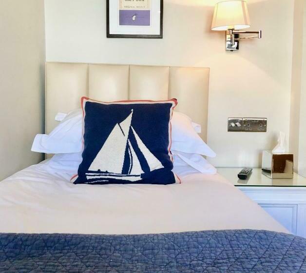Номер Стандарт Индивидуальный Вид на Море, A Room With A View