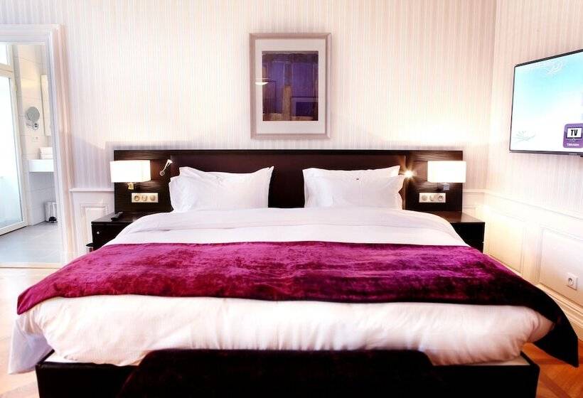 اتاق لوکس, Logis Hôtel Ettenheim