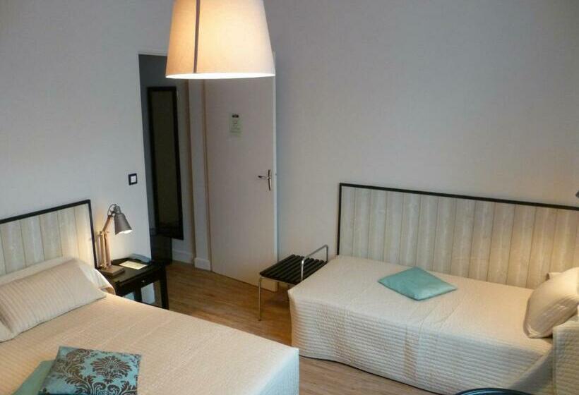 Номер Стандарт Трехместный, Hôtel La Résidence