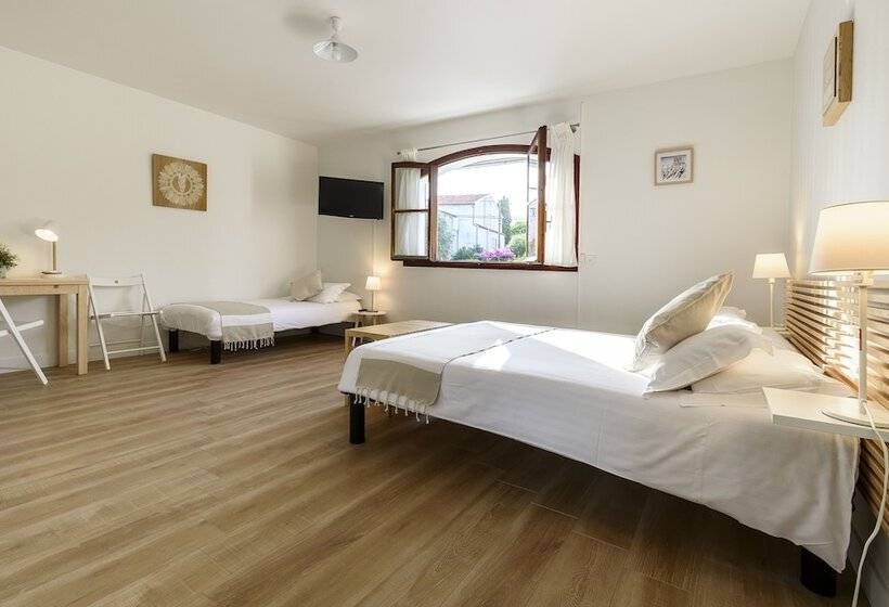 스탠다드 트리플 룸, Hôtel & Studios Astor
