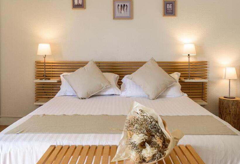 스탠다드 스튜디오, Hôtel & Studios Astor