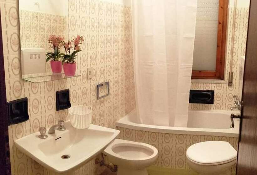 Номер Стандарт Трехместный, Albergo Bruna