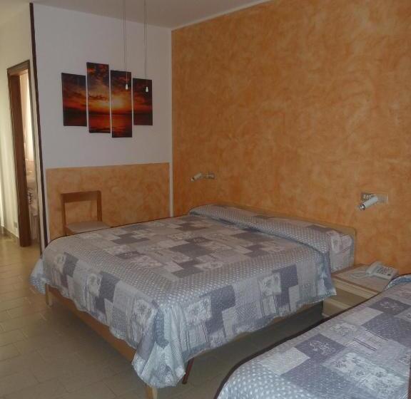 스탠다드 트리플 룸, Albergo Casa Este