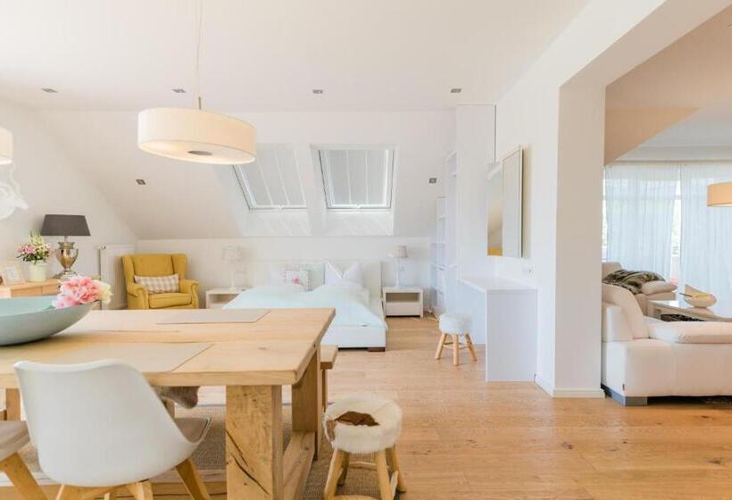 스위트, Belle Maison  Das Kleine