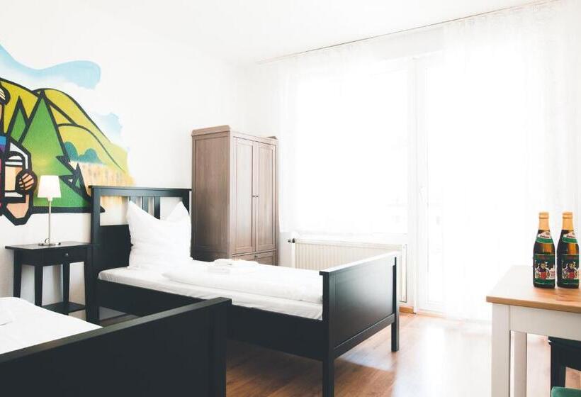 اتاق استاندارد, Stayinn Hostel Und Gastehaus