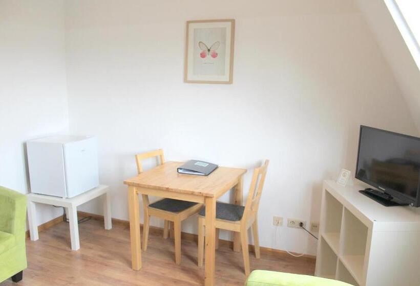 اتاق استاندارد یک نفره, Stayinn Hostel Und Gastehaus