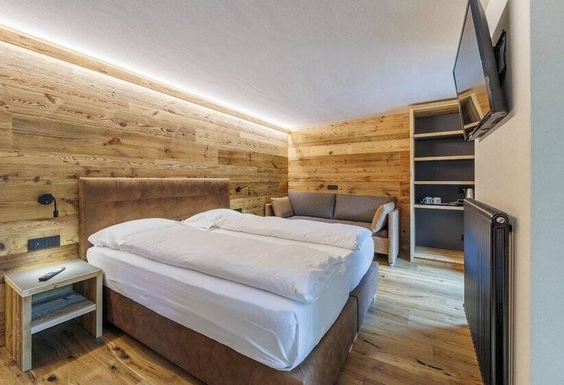 스탠다드 트리플 룸, Steinbock B&b  Apartaments