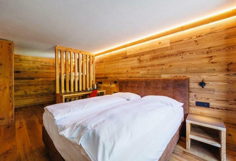 스탠다드 트리플 룸, Steinbock B&b  Apartaments
