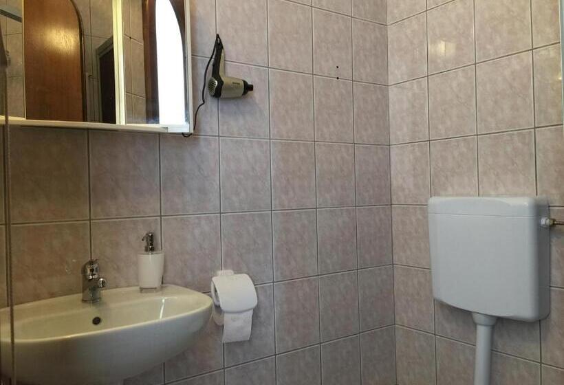 Triple Room Sea View, Ruža