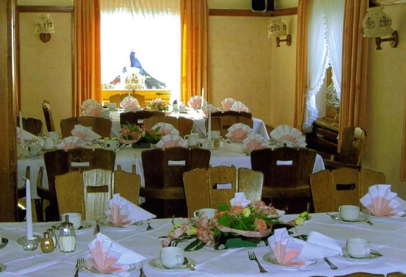 经济房, Restaurant Schmidter Bauernstube