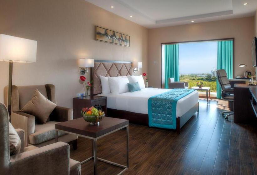 اتاق لوکس با تخت بزرگ, Days Hotel Chennai Omr