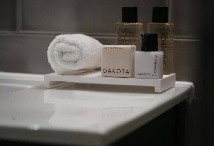 חדר קלאסי מיטת קינג סייז, Dakota Glasgow