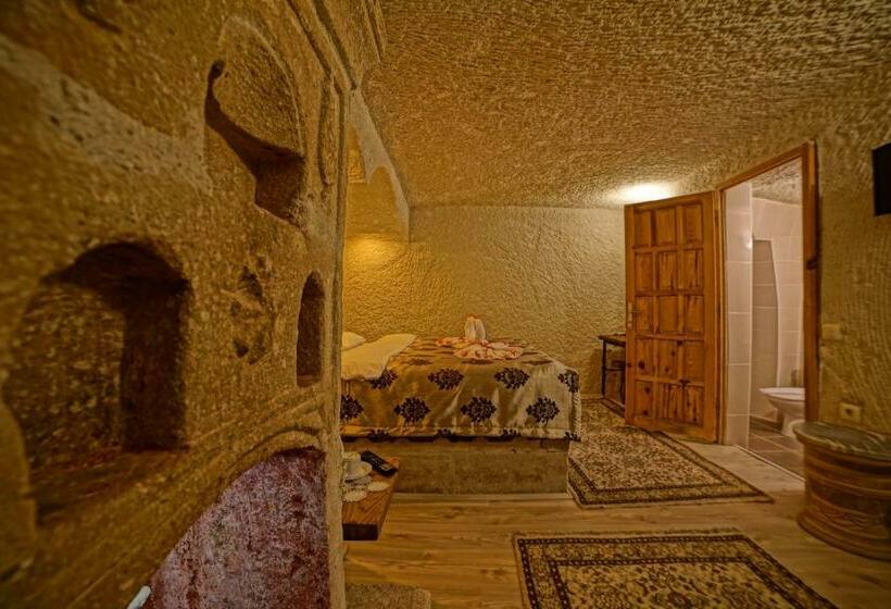스탠다드 룸, Melek Cave