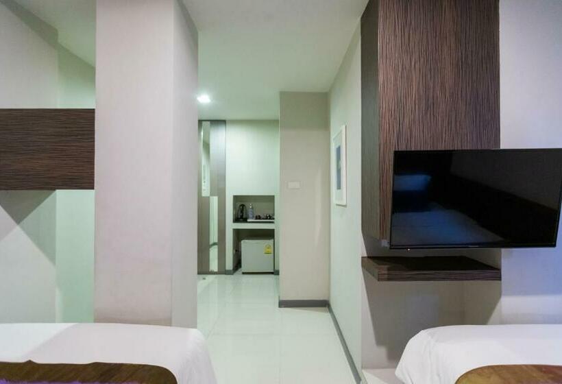 اتاق استاندارد, Cubic Pratunam