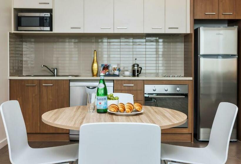 Апартаменты 1 Спальня, Quest Mawson Lakes
