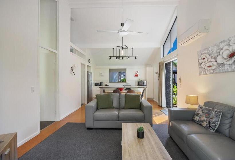 ویلای 2 خوابه, Wolngarin Holiday Resort Noosa