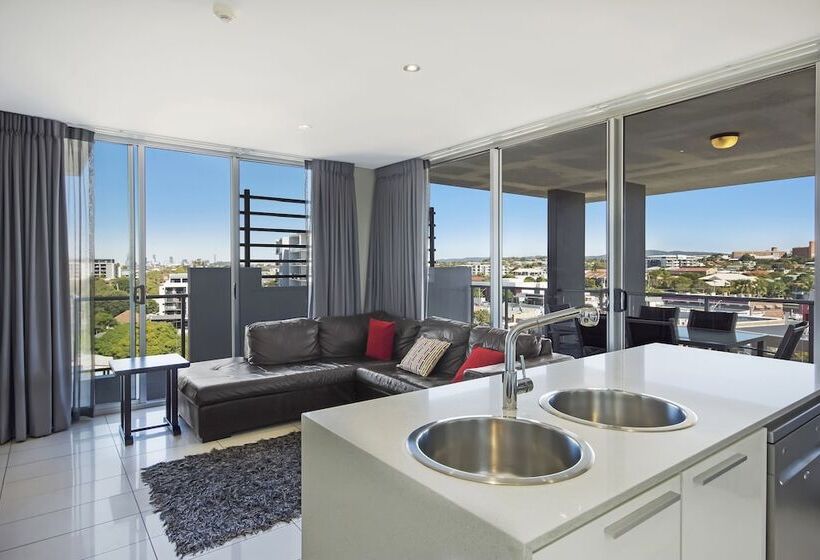 침실 2개 디럭스 아파트, The Chermside Apartments