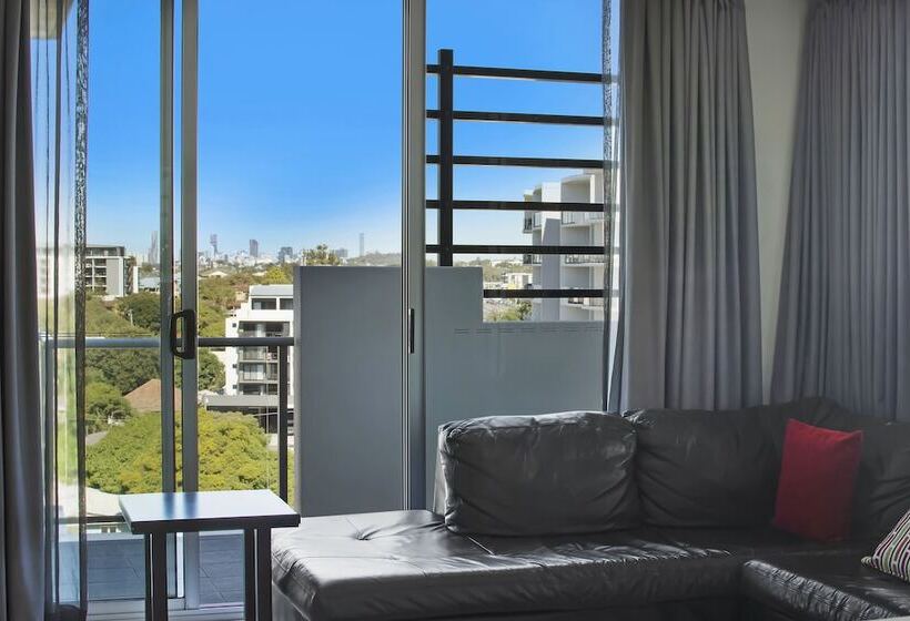 آپارتمان 3 خوابه, The Chermside Apartments