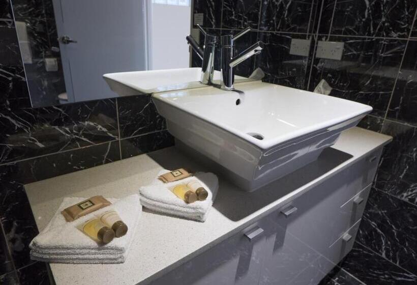 آپارتمان 3 خوابه, The Chermside Apartments