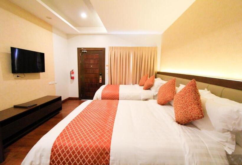 Premium Room Pool View, Coron Soleil Garden Resort