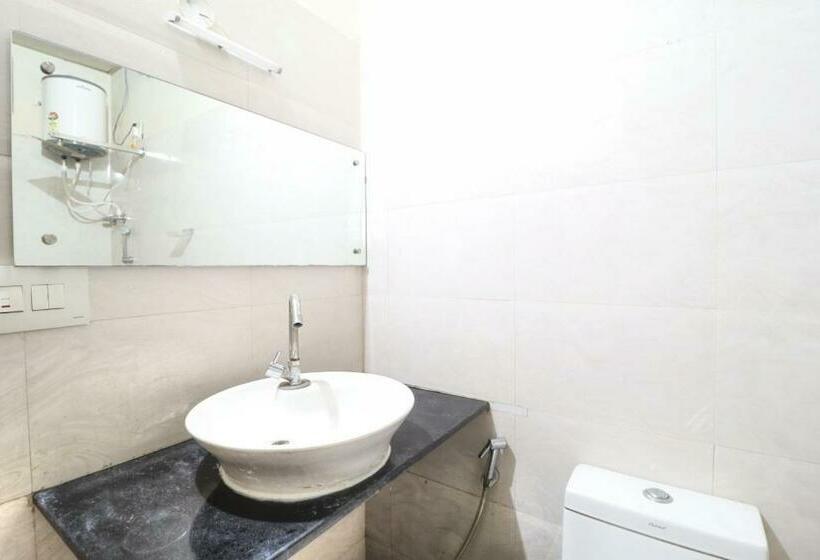 豪华房间, Coorg Avani Holiday Inn