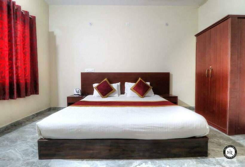 豪华房间, Coorg Avani Holiday Inn
