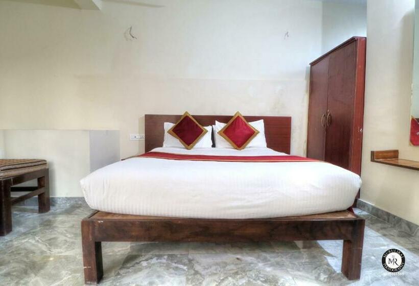 Номер Deluxe, Coorg Avani Holiday Inn